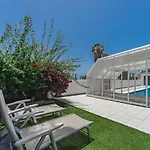 Gorgeous Golf Villa